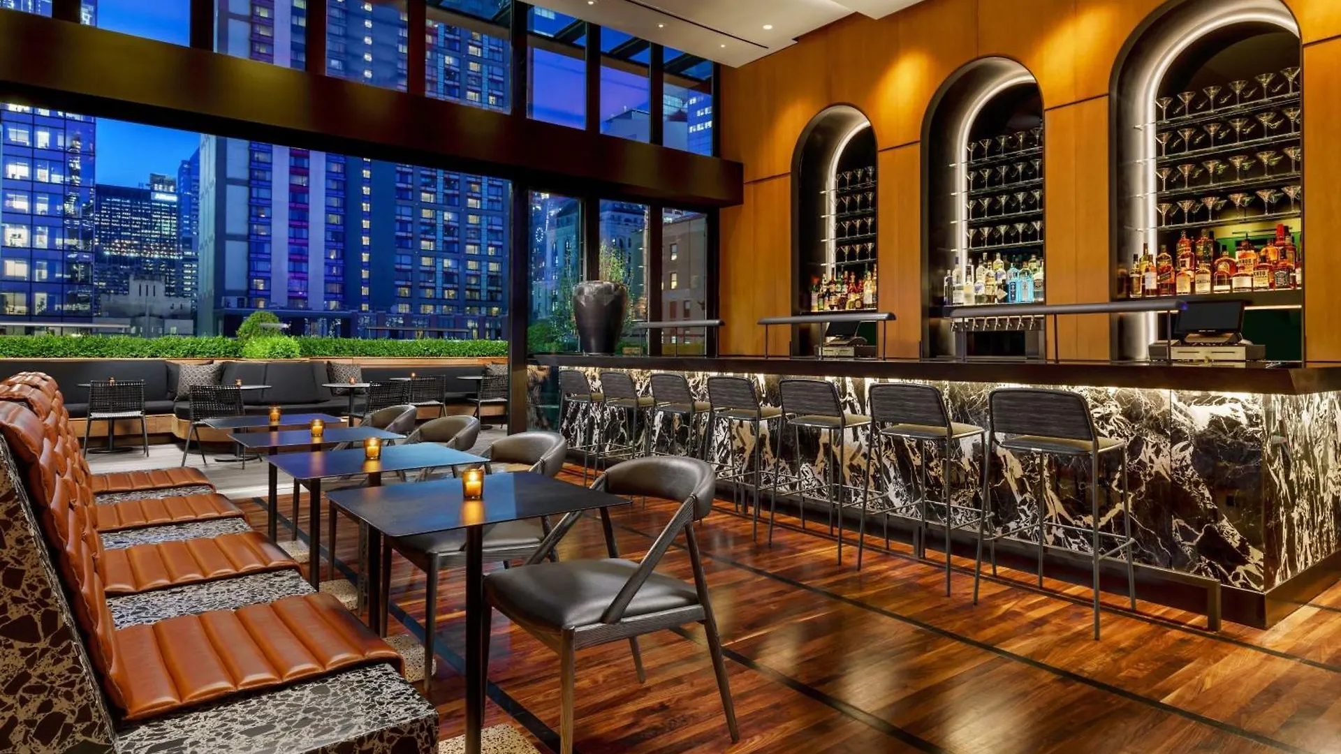 Ac Hotel By Marriott New York Times Square 4*,